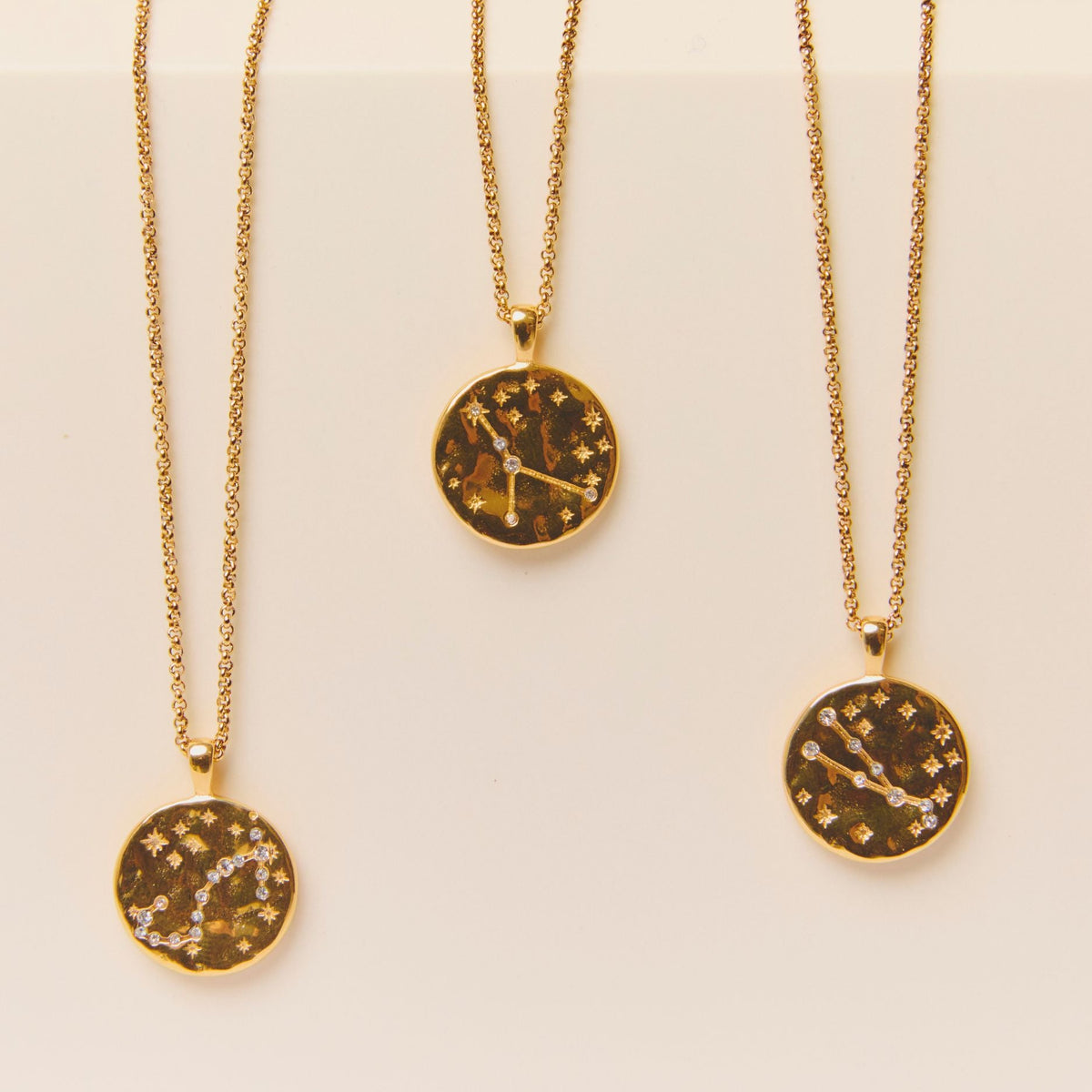 Collar Zodiaco Dorado
